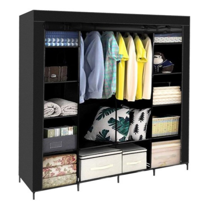 šatníková skriňa